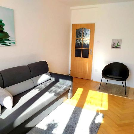 데슈트네 프 오를리츠키흐 호라 Apartman Destne 58 아파트 외부 사진