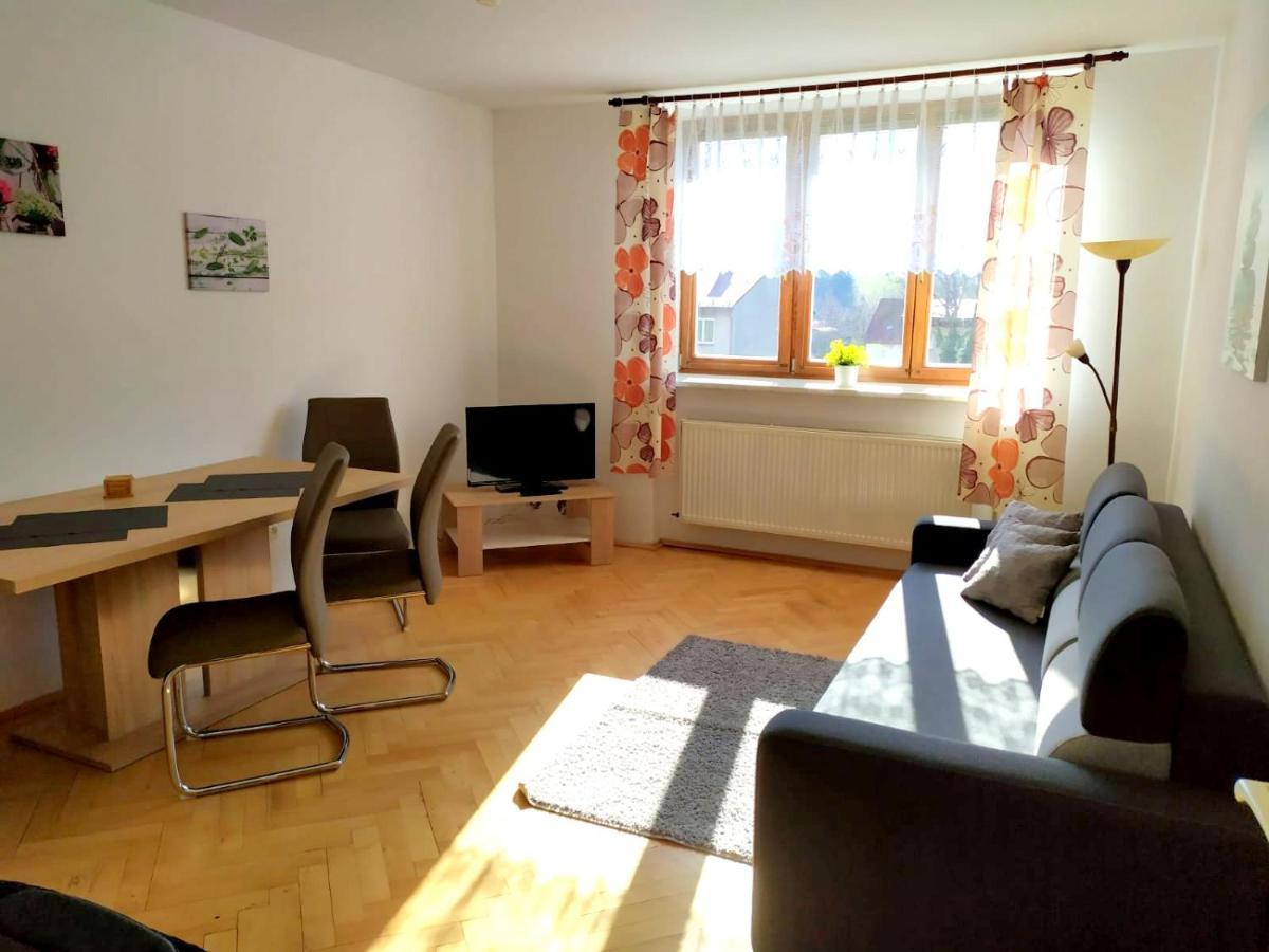 데슈트네 프 오를리츠키흐 호라 Apartman Destne 58 아파트 외부 사진
